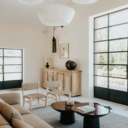 Renovated Barn With Panoramic Views In Perigord