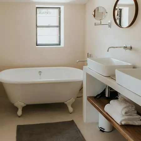 Renovated Barn With Panoramic Views In Perigord * Bardou