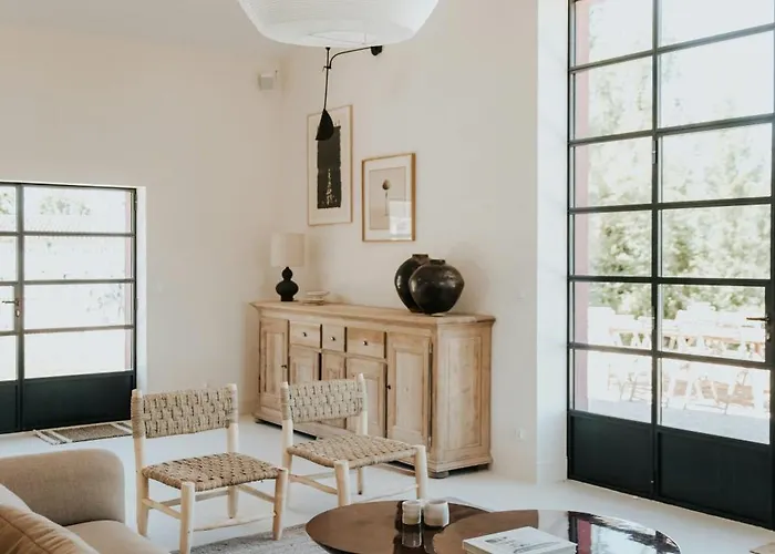 Renovated Barn With Panoramic Views In Perigord