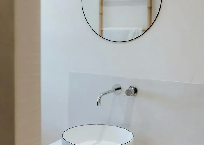 Renovated Barn With Panoramic Views In Perigord Bardou